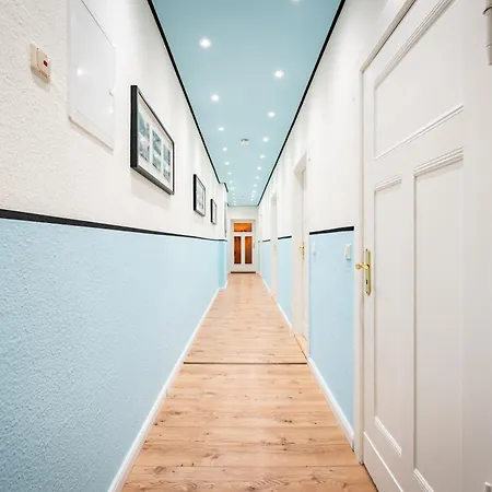 Appartement Stilvolle Xxl-ferienwohnung Fuer 9 Gaeste-148qm,4 Schlafzimmer,2 Parkplaetze *