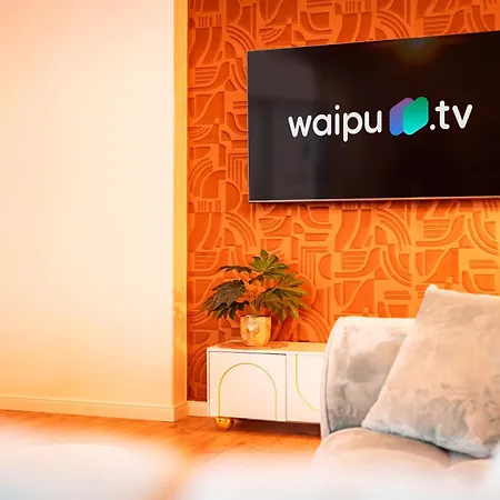 Stilvolle Xxl-ferienwohnung Fuer 9 Gaeste-148qm,4 Schlafzimmer,2 Parkplaetze Appartement Maagdenburg