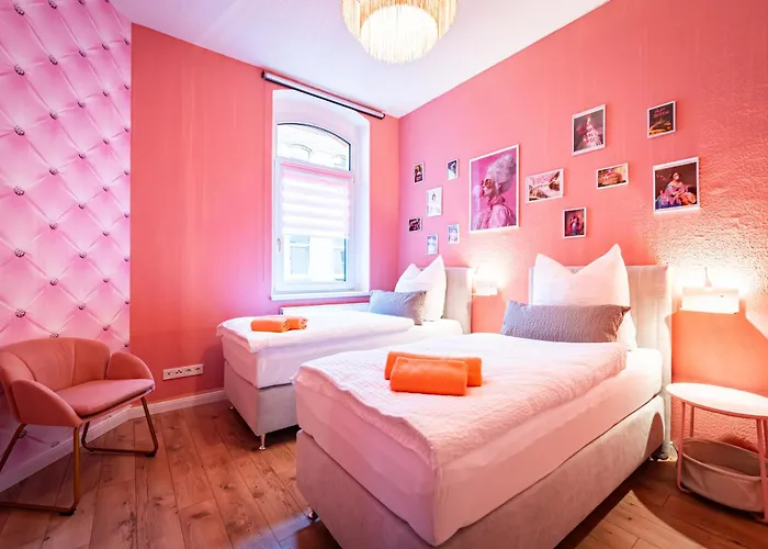 Stilvolle Xxl-ferienwohnung Fuer 9 Gaeste-148qm,4 Schlafzimmer,2 Parkplaetze * Магдебург