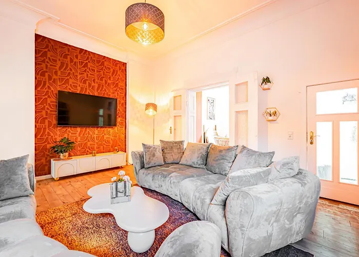 Stilvolle Xxl-ferienwohnung Fuer 9 Gaeste-148qm,4 Schlafzimmer,2 Parkplaetze Апартаменты