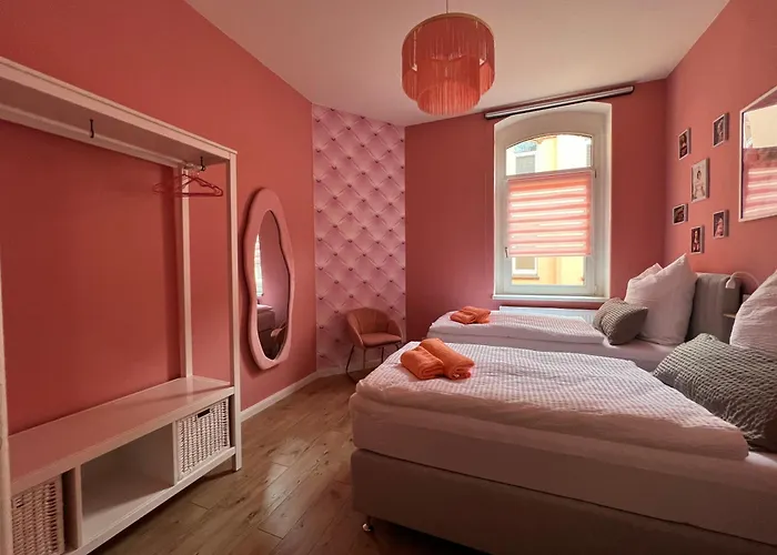 Апартаменты Stilvolle Xxl-ferienwohnung Fuer 9 Gaeste-148qm,4 Schlafzimmer,2 Parkplaetze *