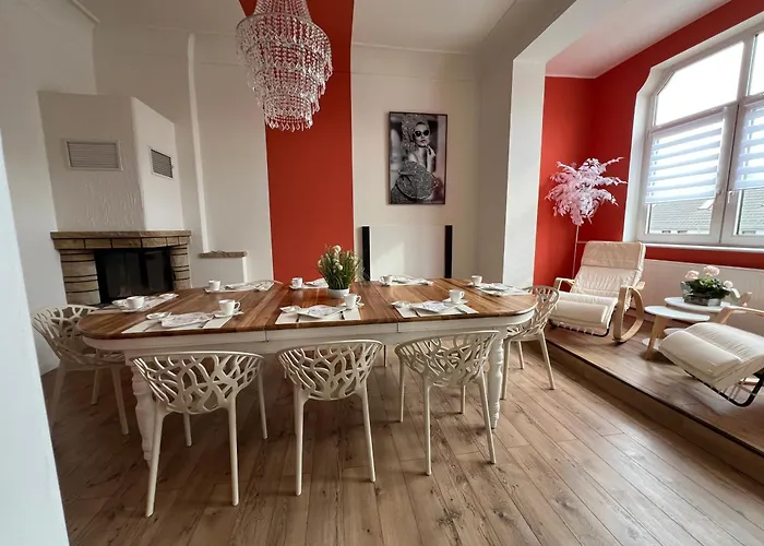 Appartamento Stilvolle Xxl-ferienwohnung Fuer 9 Gaeste-148qm,4 Schlafzimmer,2 Parkplaetze Magdeburgo